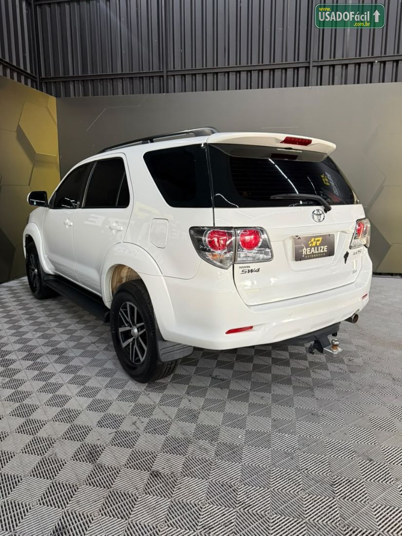 Toyota Hilux SW4 SR 2.7 4X2 Flex Automático 2015/2015 — foto 3 de 12
