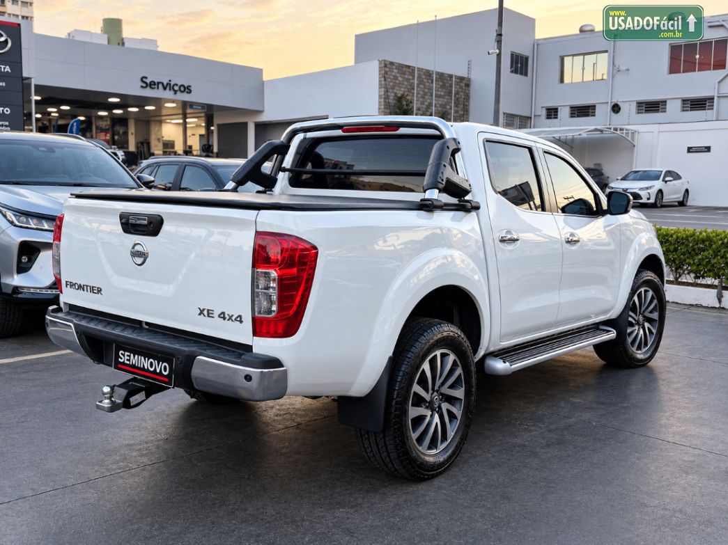 Nissan Frontier XE CD 2.3 4x4 Bi-Turbo Automático Diesel 2021/2021 — foto 2 de 7