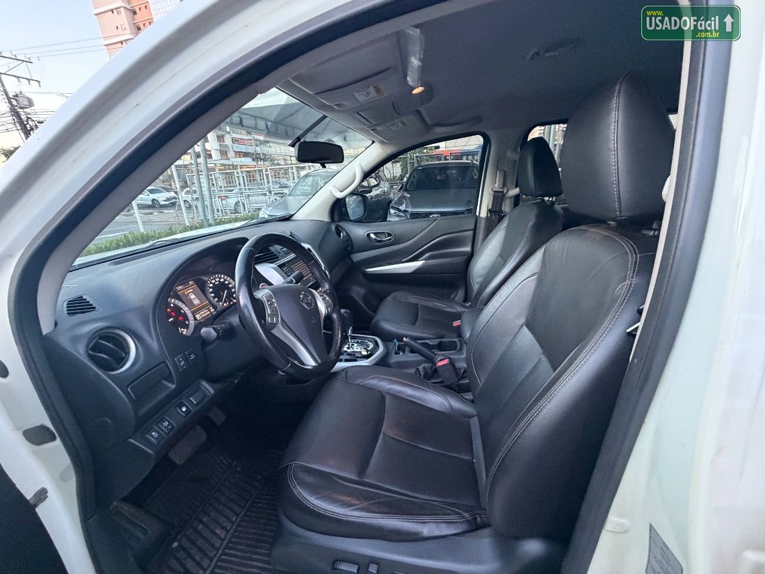 Nissan Frontier XE CD 2.3 4x4 Bi-Turbo Automático Diesel 2021/2021 — foto 4 de 7