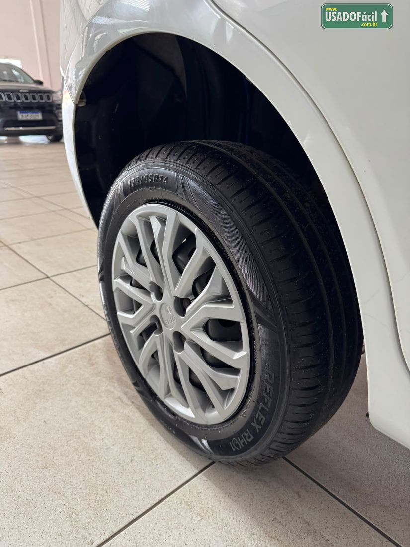 Fiat Palio Attractive 1.4 EVO Fire Flex 5P 2013/2014 — foto 14 de 14