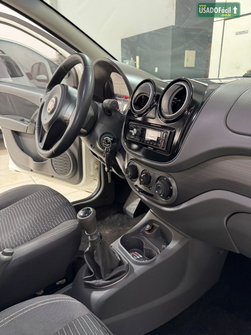 Fiat Palio Attractive 1.4 EVO Fire Flex 5P 2013/2014 — foto 5 de 14