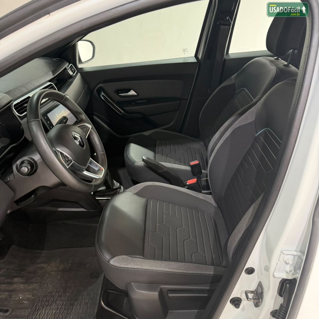 Renault Duster Intense 1.6 Automático Hi-Flex 2023/2024 — foto 13 de 14