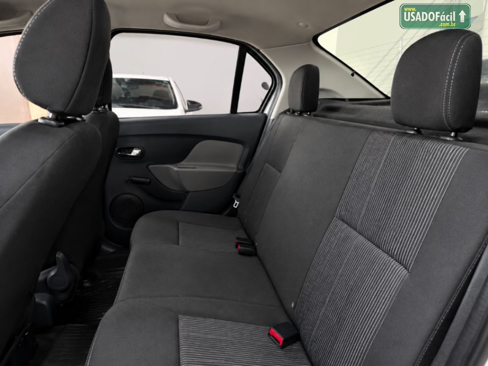 Renault Logan Expression 1.6 Mecânico Flex 2018/2019 — foto 12 de 15