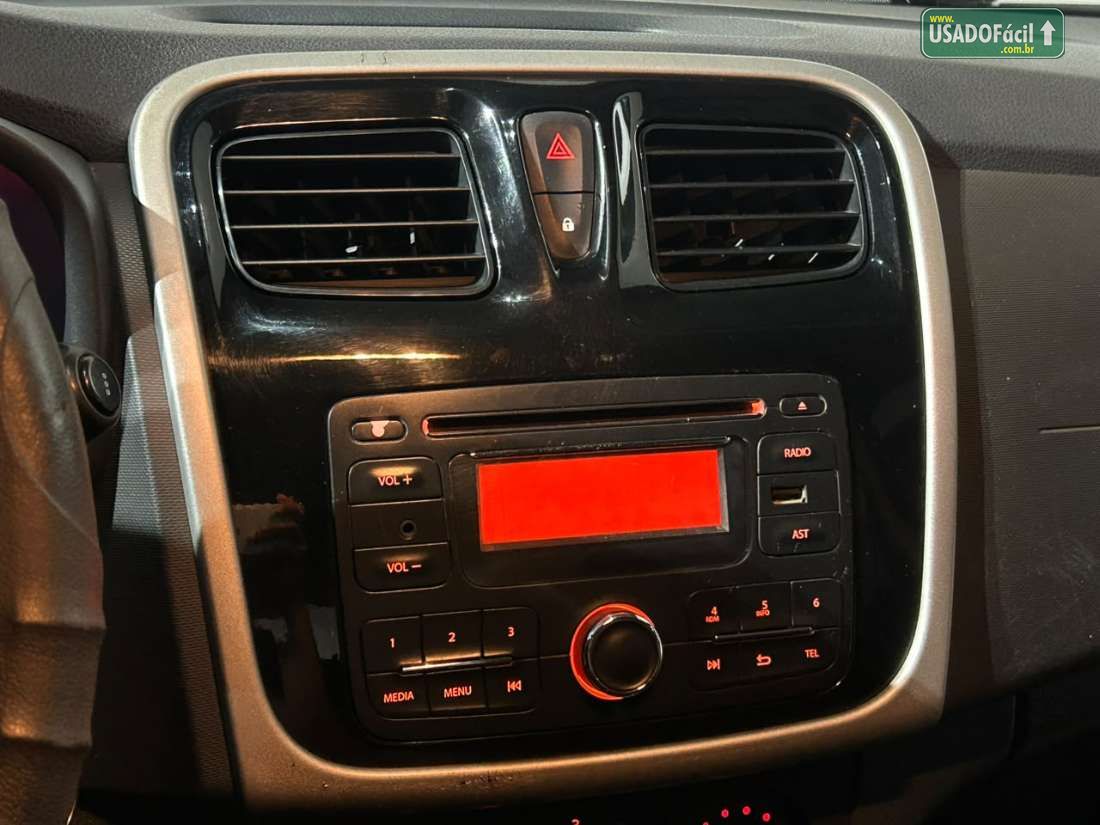 Renault Sandero Expression 1.0 Hi-Power 5P 2015/2016 — foto 14 de 18