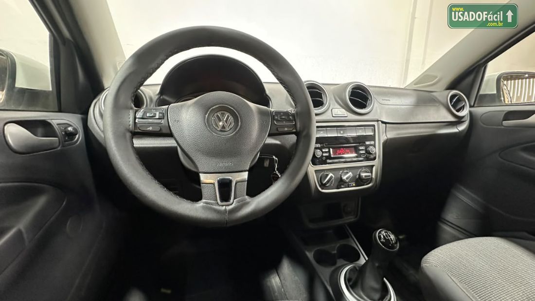 Volkswagen Voyage City 1.0 Mi Total Flex 2014/2014 — foto 22 de 25