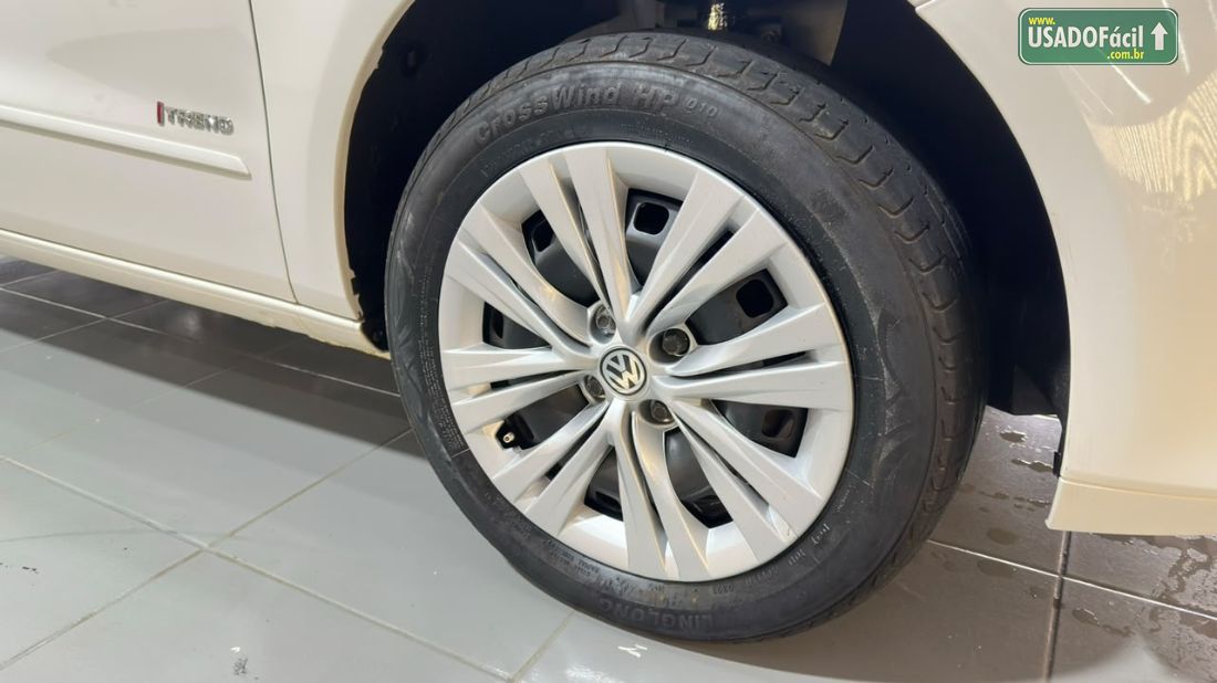 Volkswagen Voyage City 1.0 Mi Total Flex 2014/2014 — foto 25 de 25