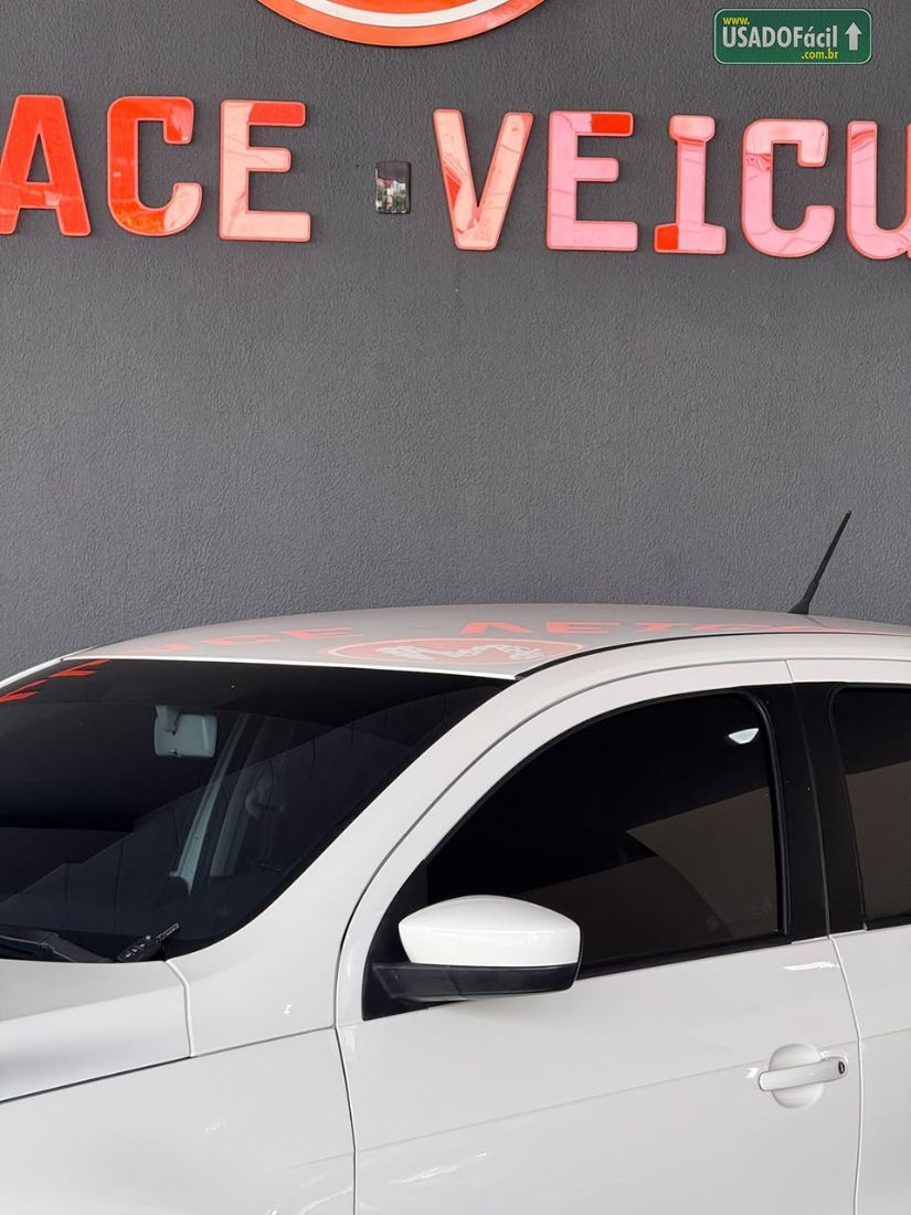 Volkswagen Gol City Trend 1.6 Mi Total Flex 4P 2013/2014 — foto 5 de 13