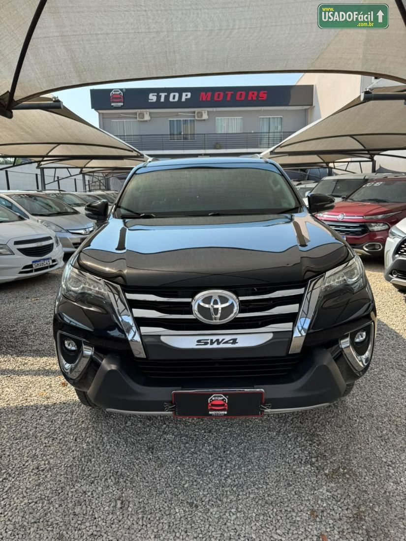 Toyota Hilux SW4 SRX 2.8 4x4 TDI Automático Diesel 2018/2019 — foto 2 de 12