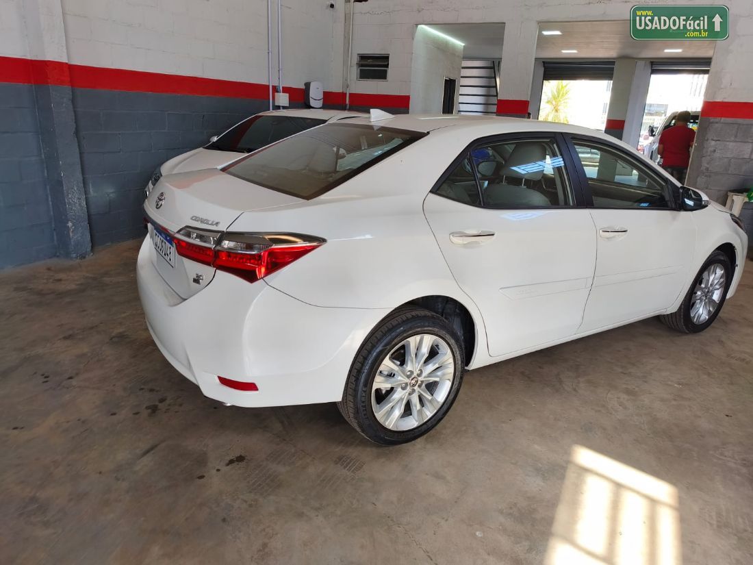 Toyota Corolla XEI 2.0 Automático Flex 2017/2018 — foto 9 de 10