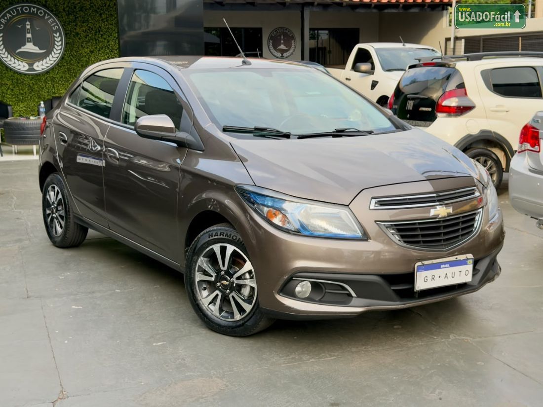 CHEVROLET/GM Onix Hatch LTZ 1.4 Automático Flex 2013/2014 — foto 4 de 10