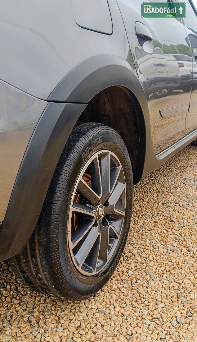 Renault Logan Iconic 1.6 Automático Flex 2019/2020 — foto 9 de 16
