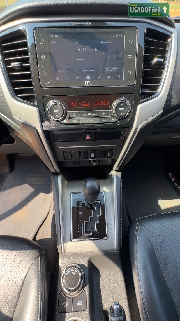 Mitsubishi L200 Triton Sport HPE CD 2.4 4x4 Automático Diesel 2022/2023 — foto 13 de 16