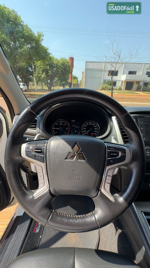 Mitsubishi L200 Triton Sport HPE CD 2.4 4x4 Automático Diesel 2022/2023 — foto 15 de 16