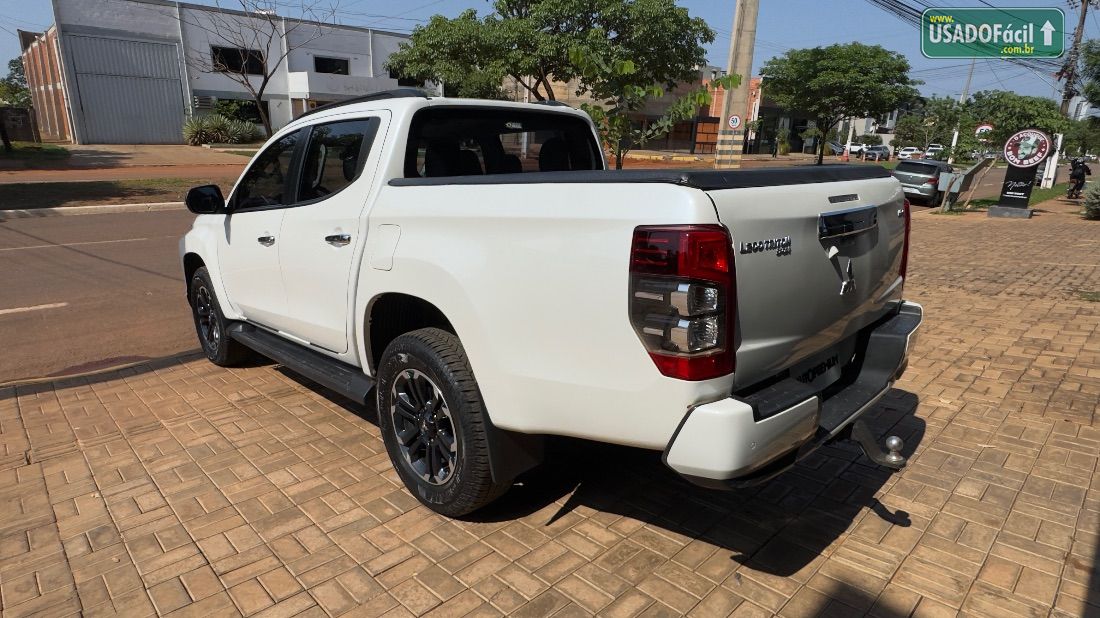 Mitsubishi L200 Triton Sport HPE CD 2.4 4x4 Automático Diesel 2022/2023 — foto 6 de 16