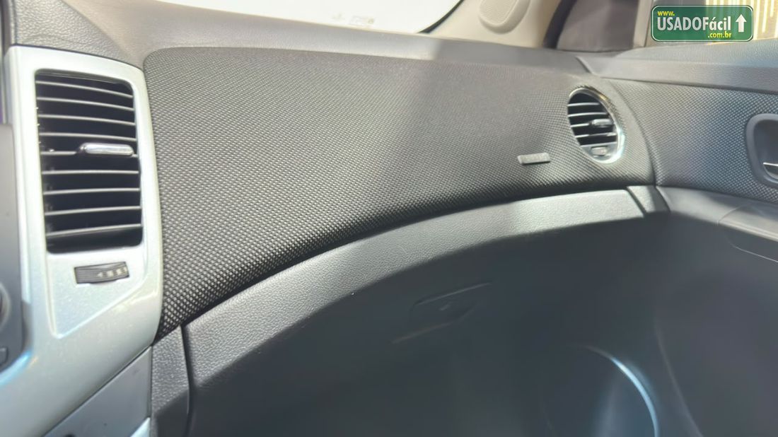 CHEVROLET/GM Cruze Hatch Back Sport LT 1.8 Mecânico Flex 2013/2013 — foto 14 de 25