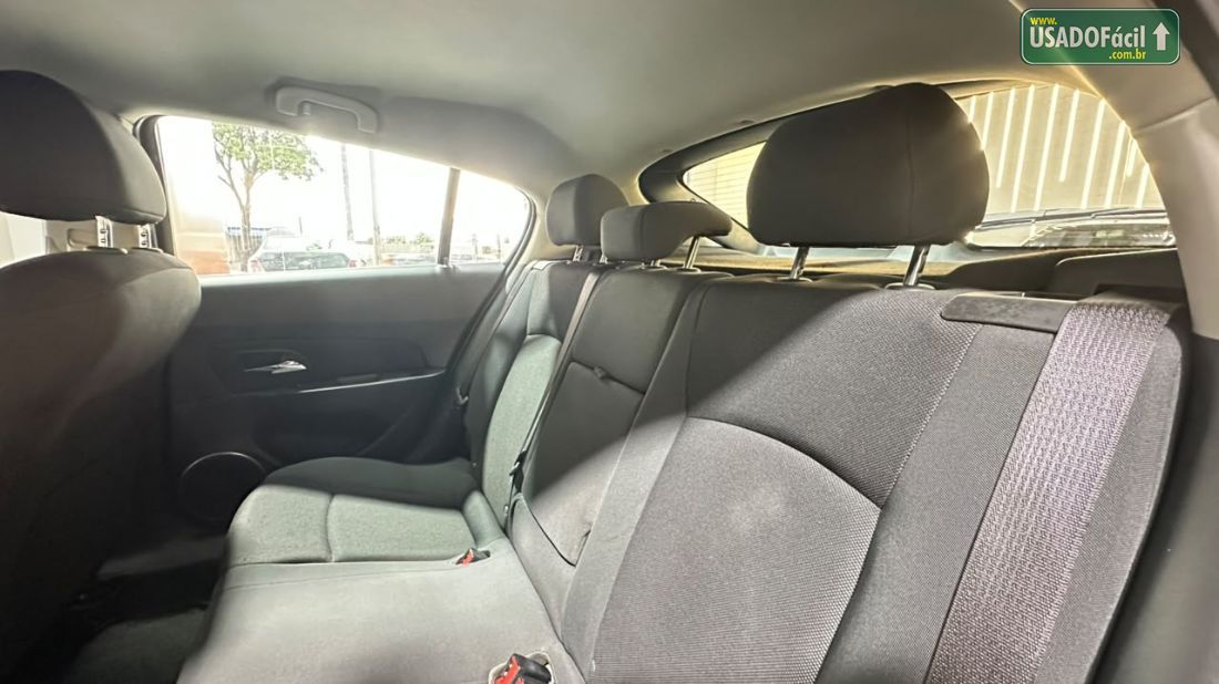 CHEVROLET/GM Cruze Hatch Back Sport LT 1.8 Mecânico Flex 2013/2013 — foto 19 de 25