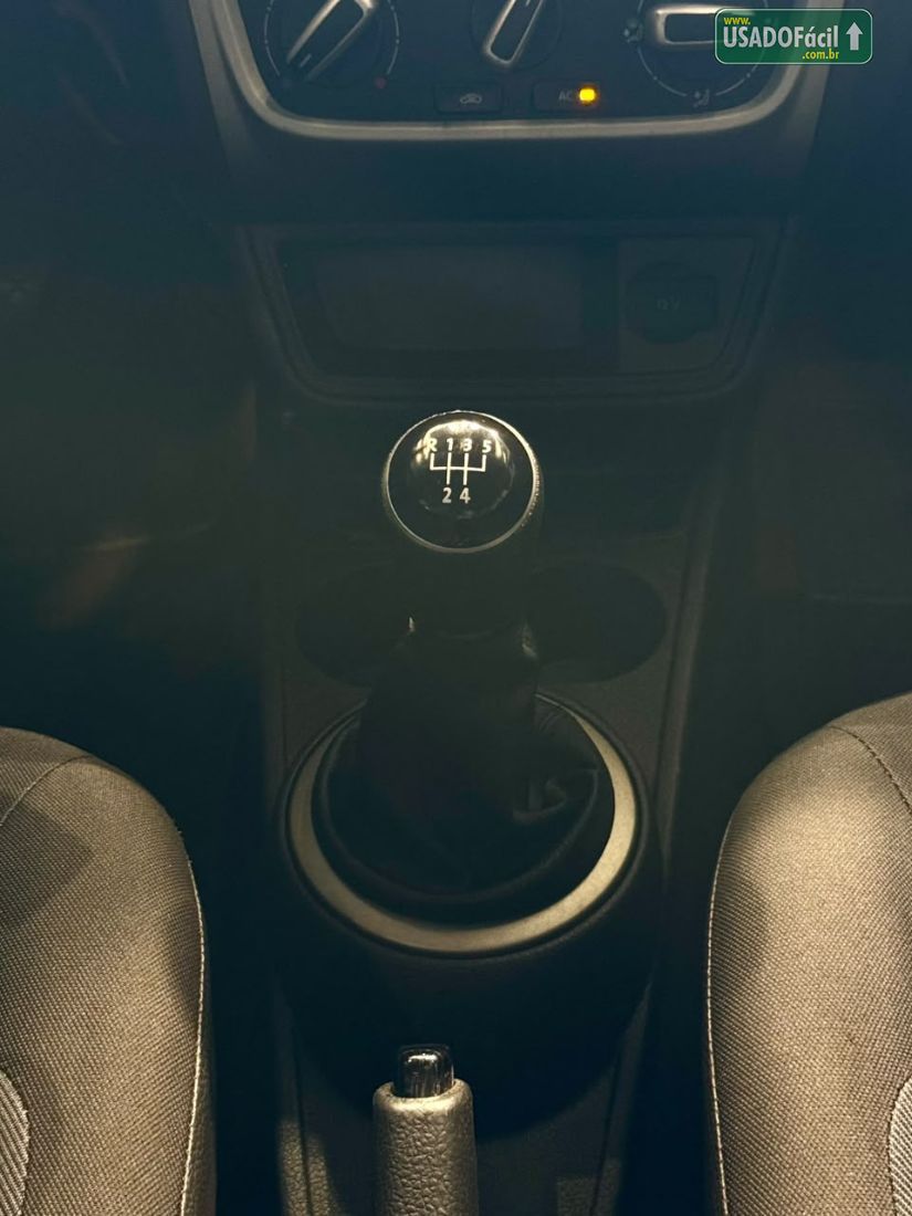 Volkswagen Gol 1.0 Mi 4P Total Flex 2014/2015 — foto 12 de 14