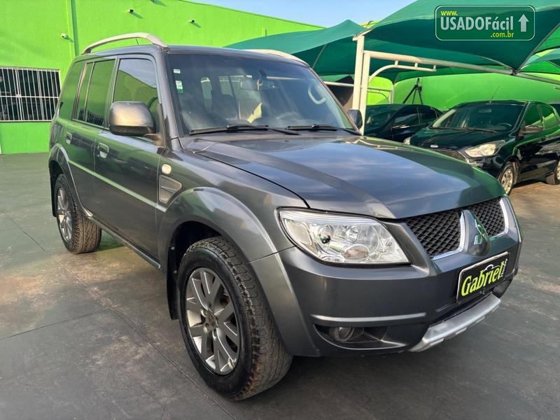 Mitsubishi Pajero TR4 2.0 4x2 Automático Flex 2014/2015 — foto 10 de 19