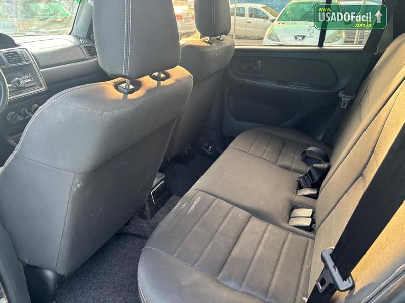 Mitsubishi Pajero TR4 2.0 4x2 Automático Flex 2014/2015 — foto 11 de 19