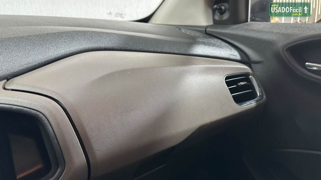 CHEVROLET/GM Prisma Sedan LT 1.0 FlexPower 2014/2015 — foto 14 de 24
