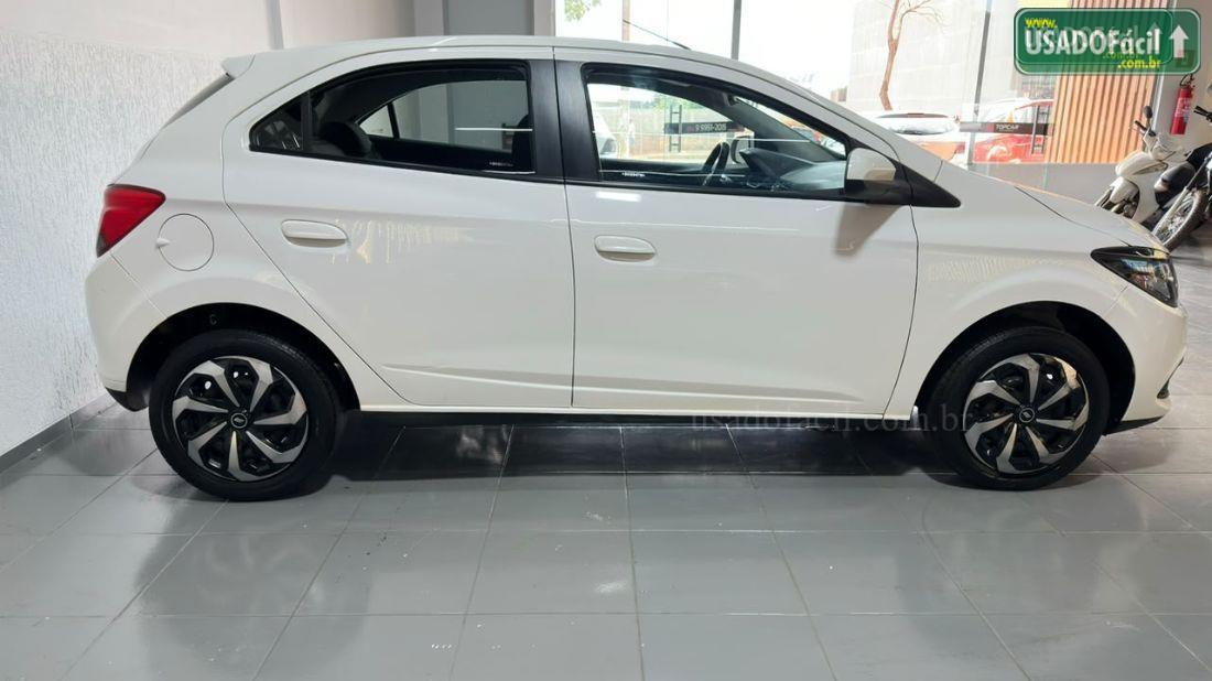 CHEVROLET/GM Onix Hatch LT 1.4 Mecânico Flex 2013/2013 — foto 4 de 24