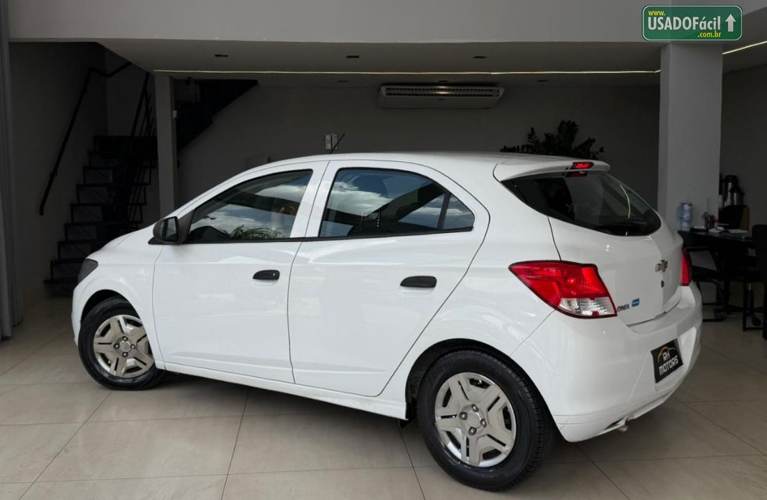 CHEVROLET/GM Onix Joy Hatch 1.0 Mecânico Flex 2018/2018 — foto 6 de 12