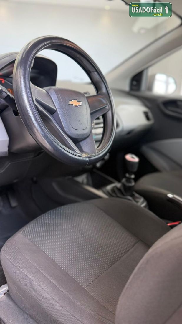 CHEVROLET/GM Onix Joy Hatch 1.0 Mecânico Flex 2018/2018 — foto 9 de 12
