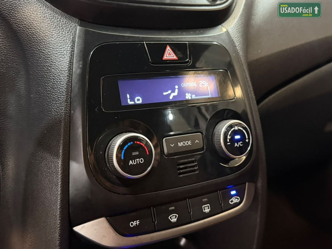 Hyundai HB20X Hatch Premium 1.6 Automático Flex 2018/2019 — foto 12 de 16