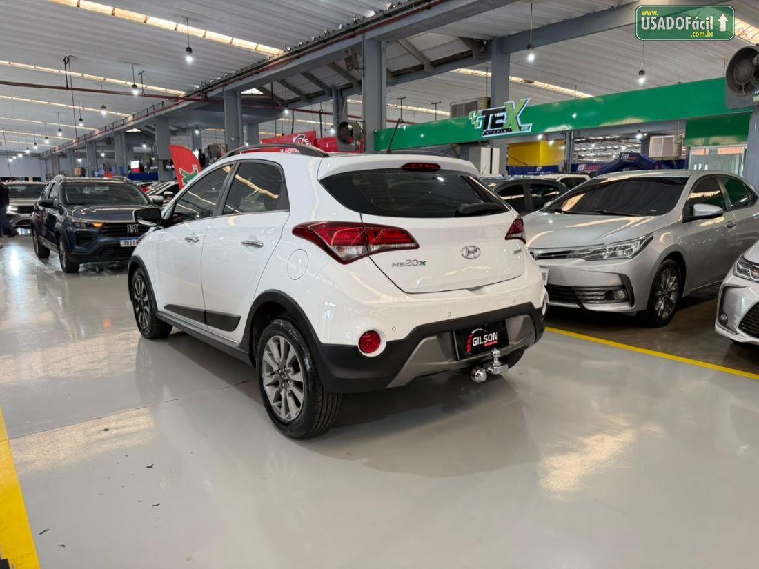 Hyundai HB20X Hatch Premium 1.6 Automático Flex 2018/2019 — foto 14 de 16