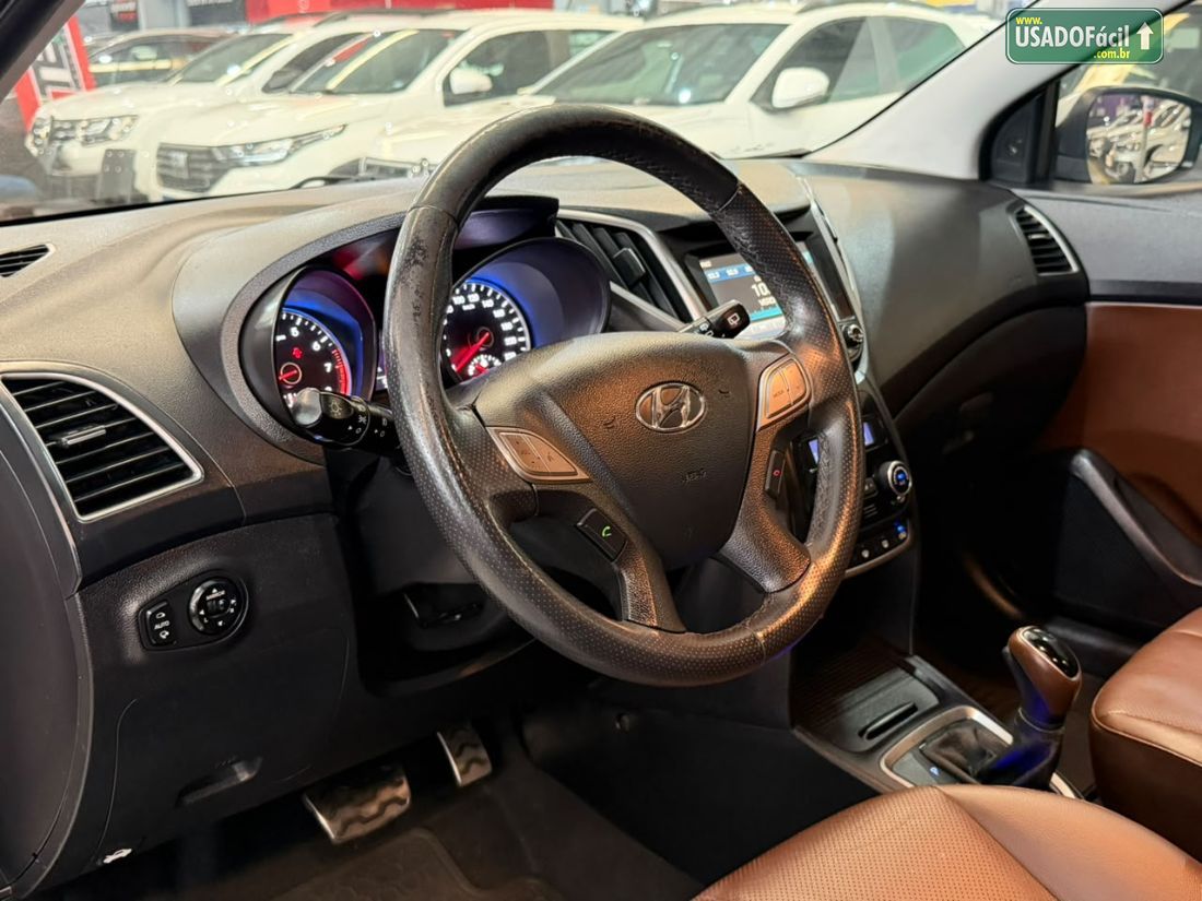 Hyundai HB20X Hatch Premium 1.6 Automático Flex 2018/2019 — foto 7 de 16