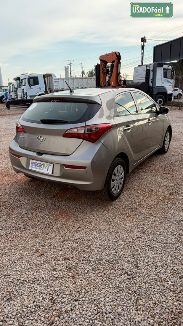 Hyundai HB20 Hatch Comfort 1.0 Flex 2018/2018 — foto 8 de 9