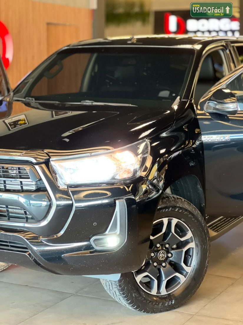 Toyota Hilux SRV CD 2.8 4x4 TDI Automático Diesel 2020/2021 — foto 6 de 12
