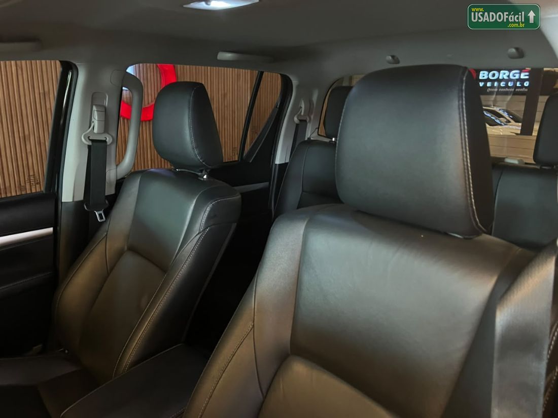 Toyota Hilux SRV CD 2.8 4x4 TDI Automático Diesel 2020/2021 — foto 9 de 12