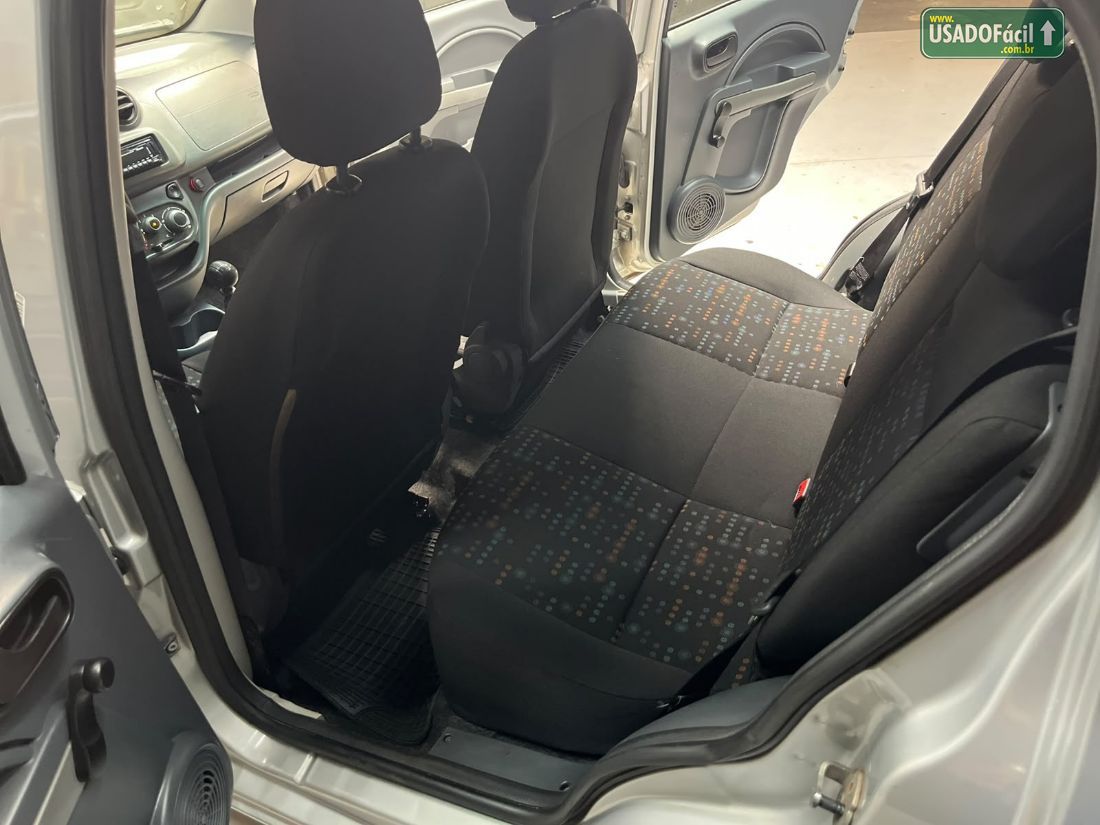 Fiat Uno Vivace 1.0 EVO Fire Flex 5P 2015/2015 — foto 15 de 15