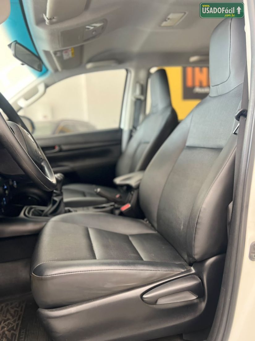 Toyota Hilux CD 2.8 4x4 Mecânico Diesel 2023/2023 — foto 9 de 9