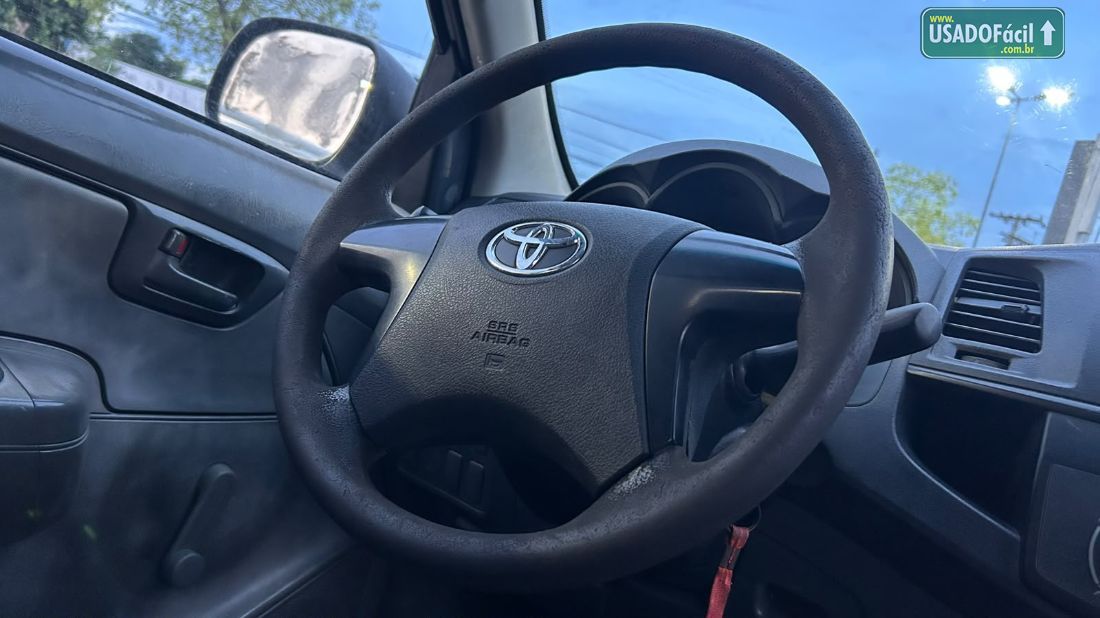 Toyota Hilux CS D4-D 3.0 4x4 TDI Mecânico Diesel 2013/2014 — foto 7 de 13