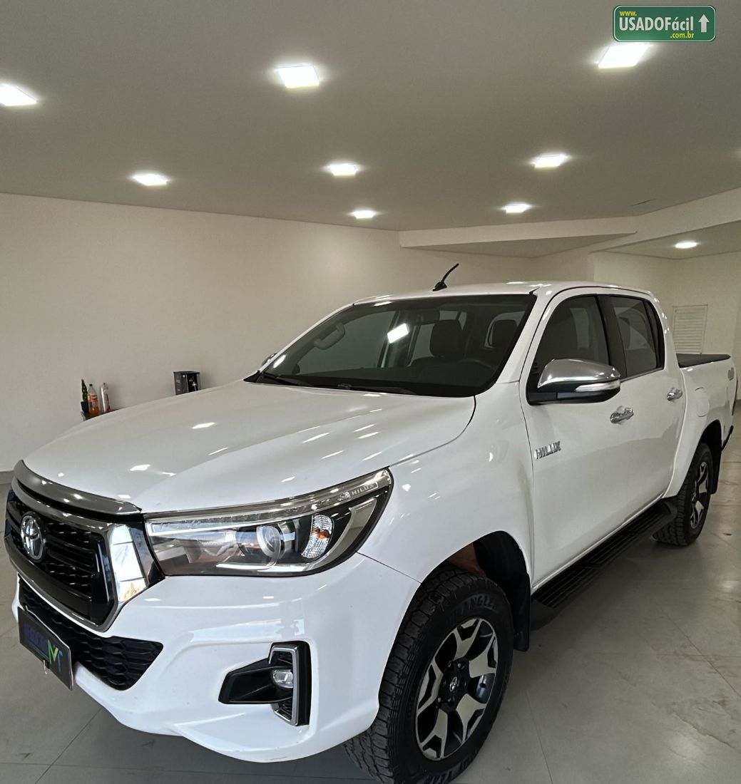 Toyota Hilux SRX CD 2.8 4x4 TDI Automático Diesel 2016/2016 — foto 2 de 10