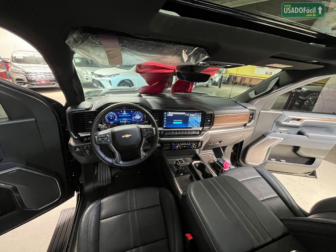 CHEVROLET/GM Silverado High Country 5.3 V8 AWD Automático 2025/2025 — foto 14 de 19