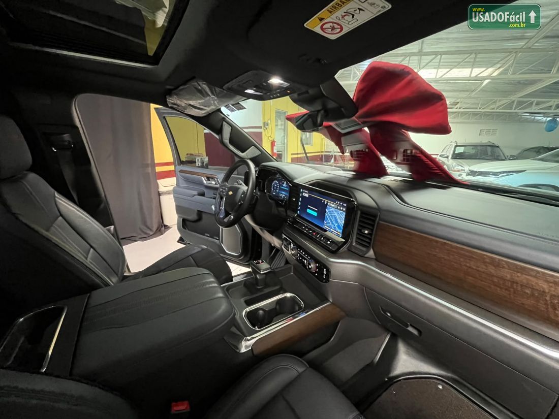 CHEVROLET/GM Silverado High Country 5.3 V8 AWD Automático 2025/2025 — foto 15 de 19