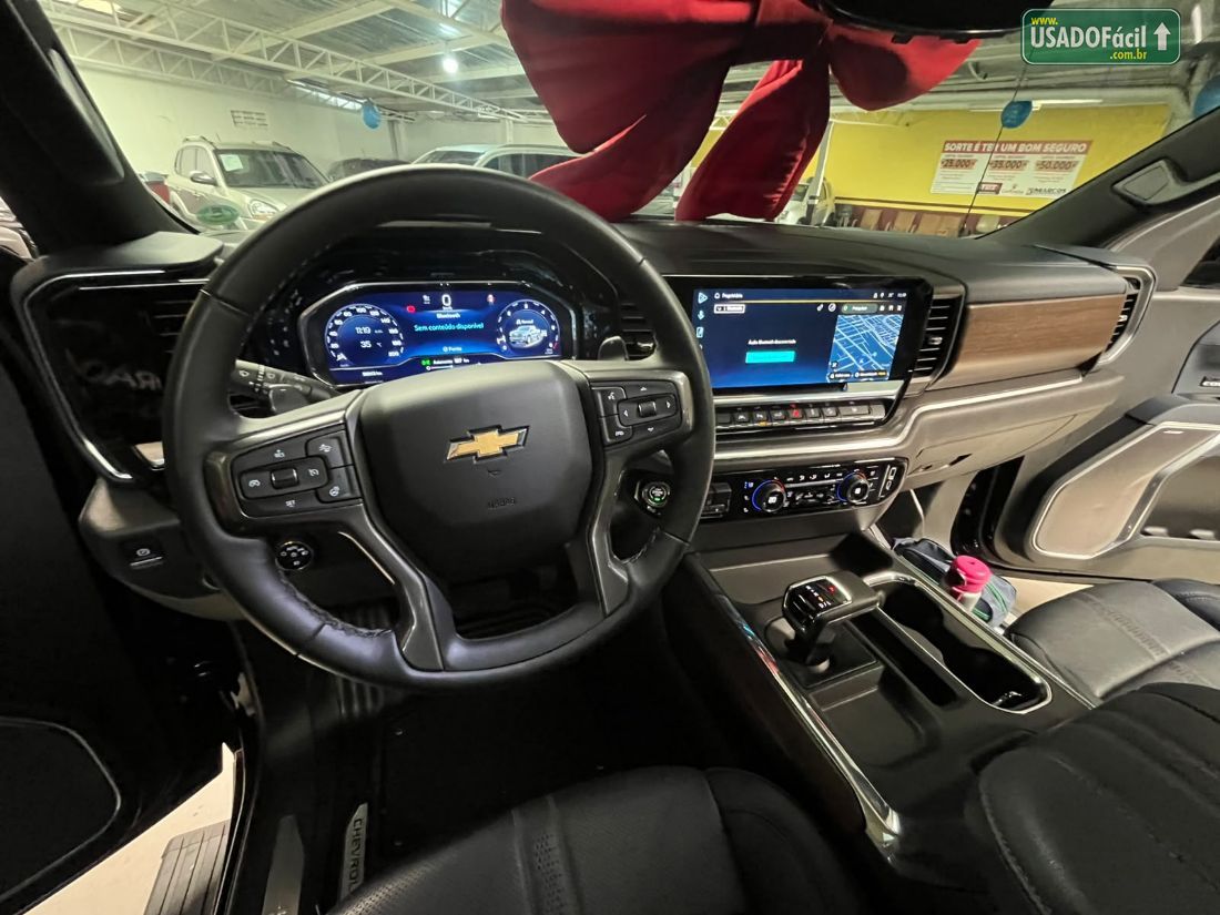CHEVROLET/GM Silverado High Country 5.3 V8 AWD Automático 2025/2025 — foto 17 de 19