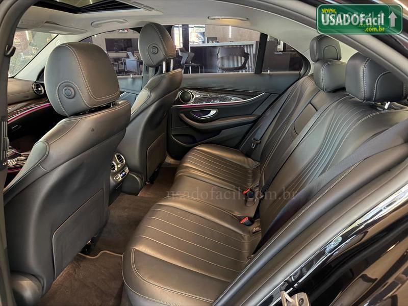 MERCEDES-BENZ E-250 Exclusive 2.0 TB 211cv Automático 2018/2019 — foto 11 de 12