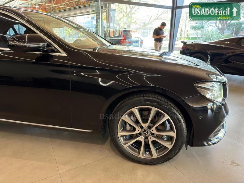 MERCEDES-BENZ E-250 Exclusive 2.0 TB 211cv Automático 2018/2019 — foto 3 de 12