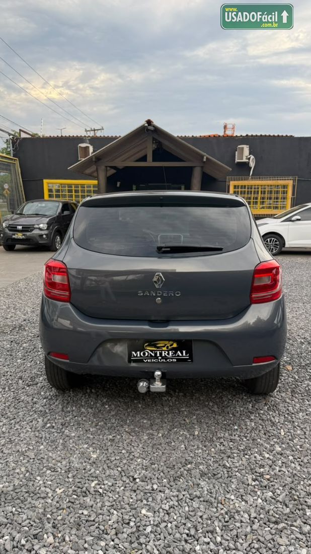 Renault Sandero Expression 1.0 Flex 5P 2016/2017 — foto 6 de 10