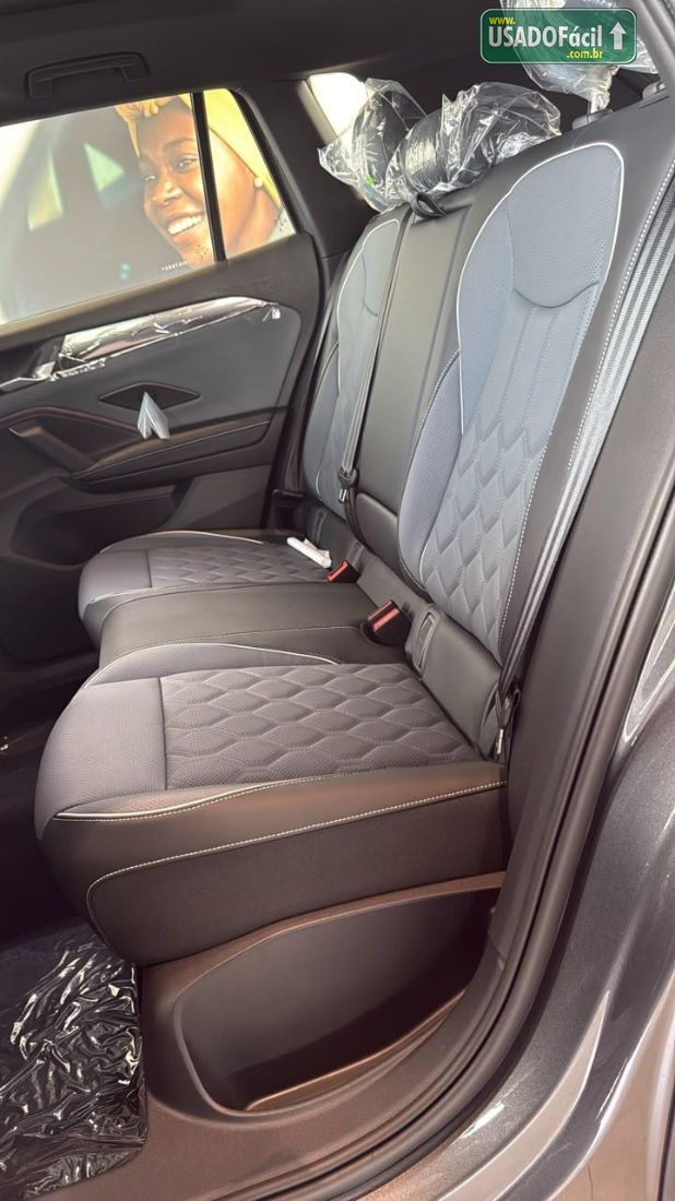 Volkswagen Tiguan R-Line 2.0 350 TSI 4Motion Automático 2026/2026 — foto 6 de 7