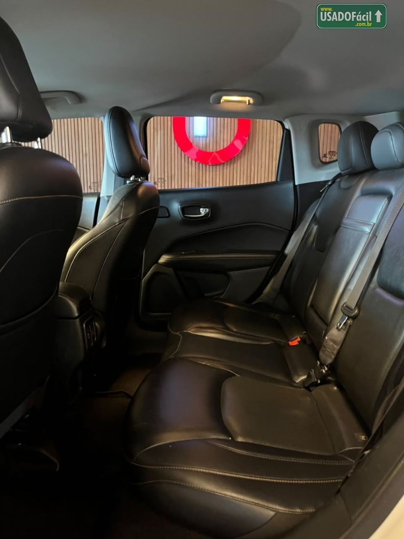 Jeep Compass Longitude 2.0 4X4 Automático Diesel 2016/2017 — foto 8 de 14