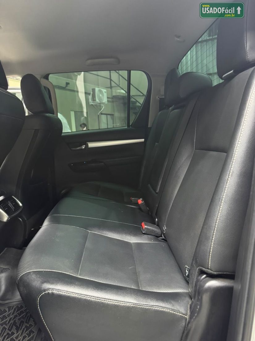 Toyota Hilux SRX CD 2.8 4x4 TDI Automático Diesel 2022/2022 — foto 13 de 13