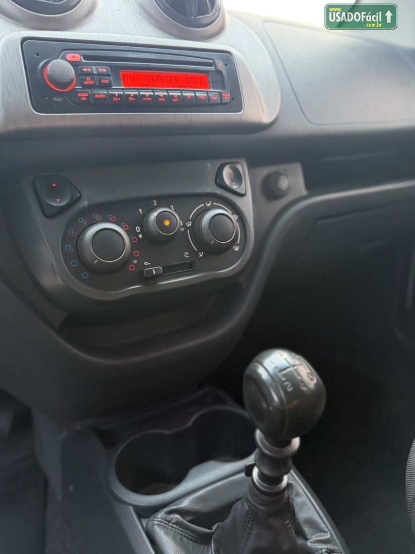 Fiat Uno Way 1.0 EVO Fire Flex 5P 2013/2014 — foto 9 de 12