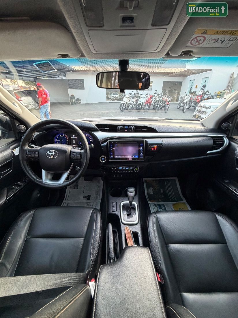 Toyota Hilux SRX CD 2.8 4x4 TDI Automático Diesel 2017/2017 — foto 12 de 12