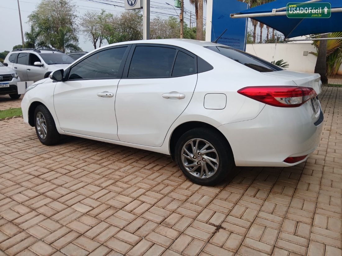 Toyota Yaris Sedan XS 1.5 Automático Flex 2024/2025 — foto 4 de 9