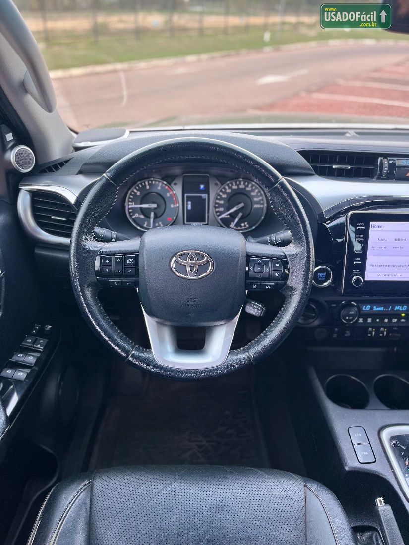 Toyota Hilux SRX CD 2.8 4x4 TDI Automático Diesel 2023/2023 — foto 10 de 15